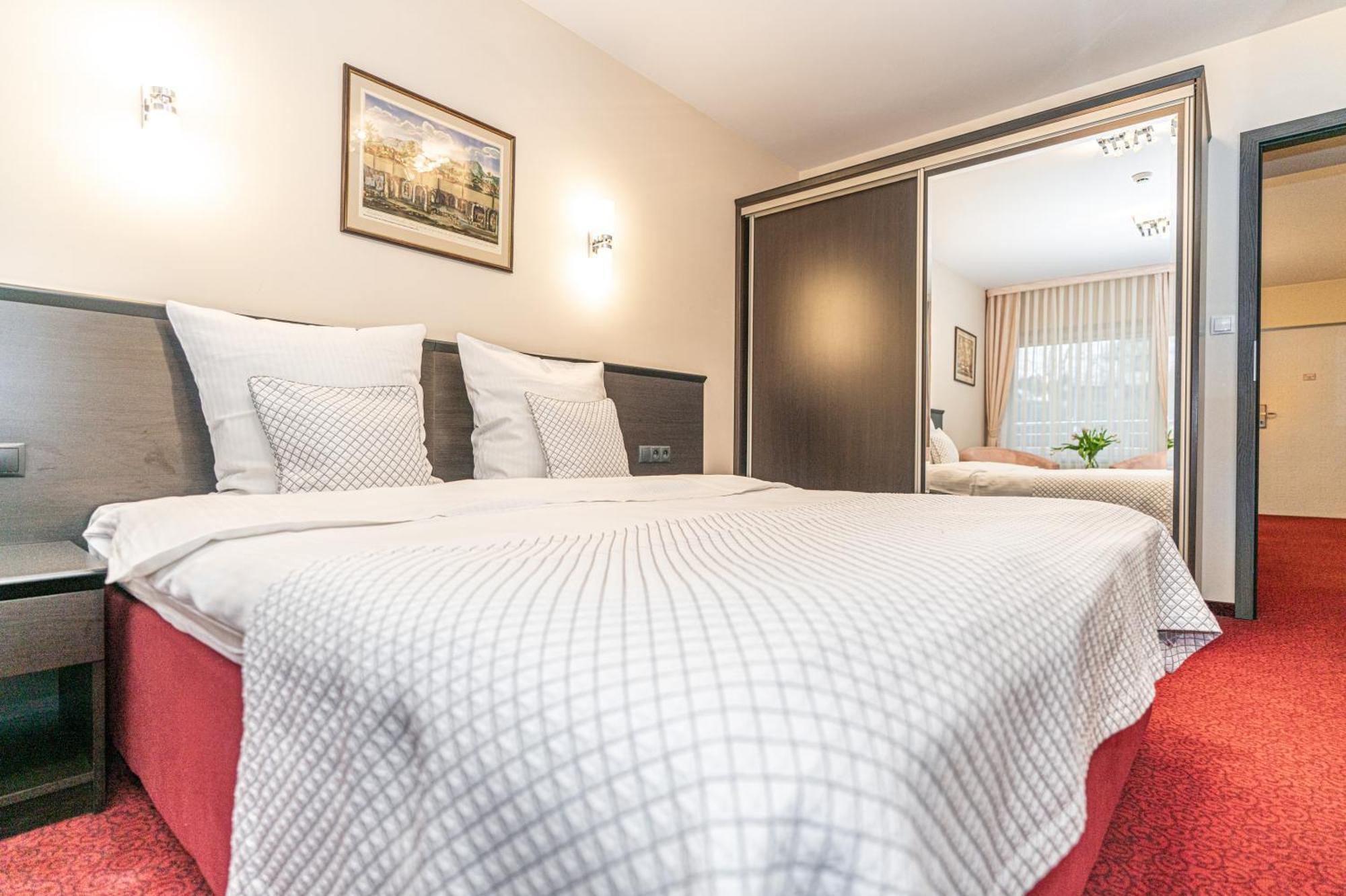 Hotel Soray เวียลิชกา ภายนอก รูปภาพ