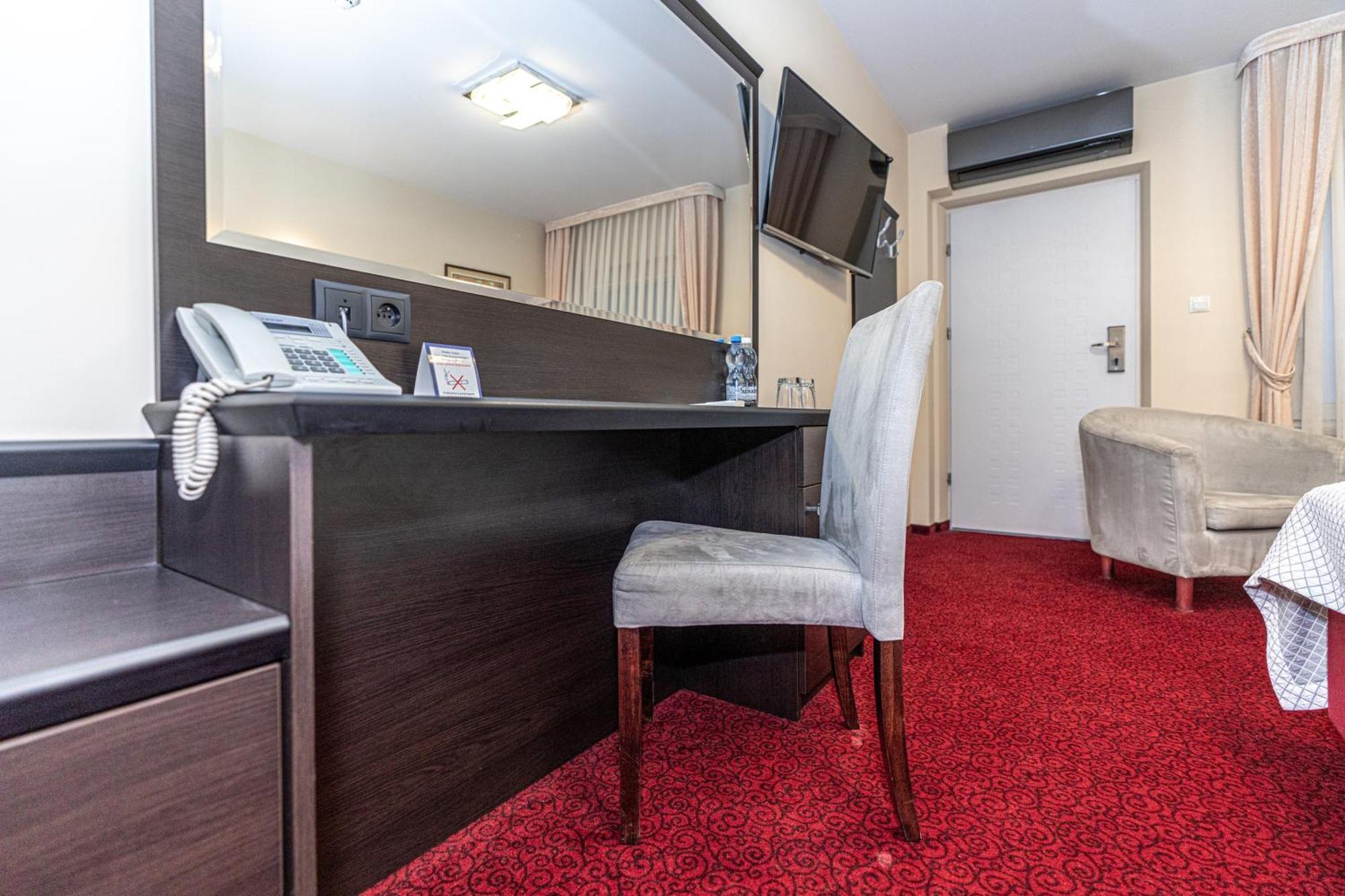 Hotel Soray เวียลิชกา ภายนอก รูปภาพ