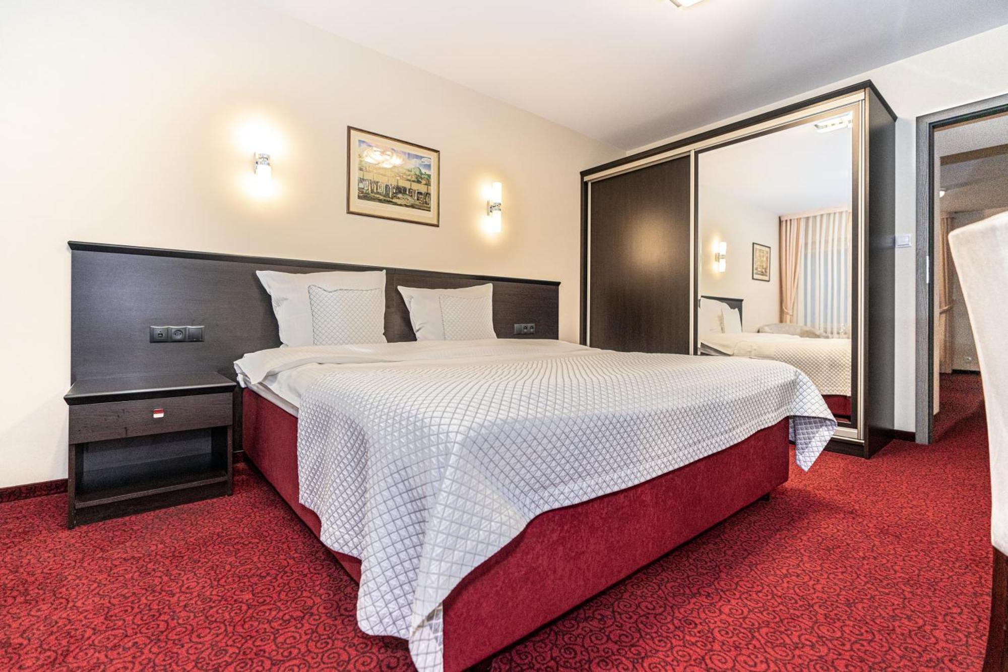 Hotel Soray เวียลิชกา ภายนอก รูปภาพ