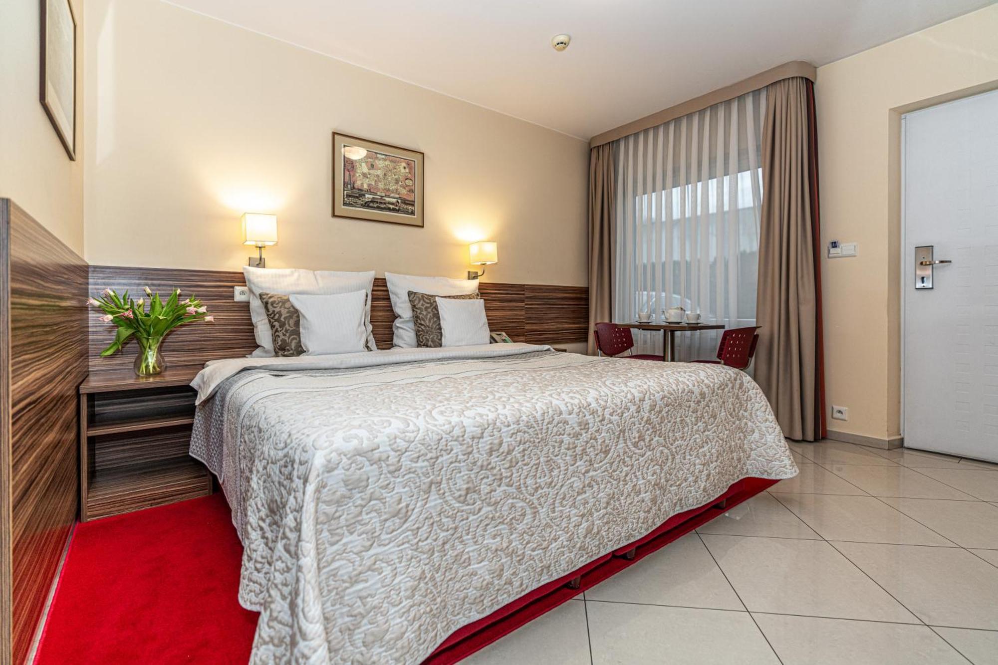 Hotel Soray เวียลิชกา ภายนอก รูปภาพ
