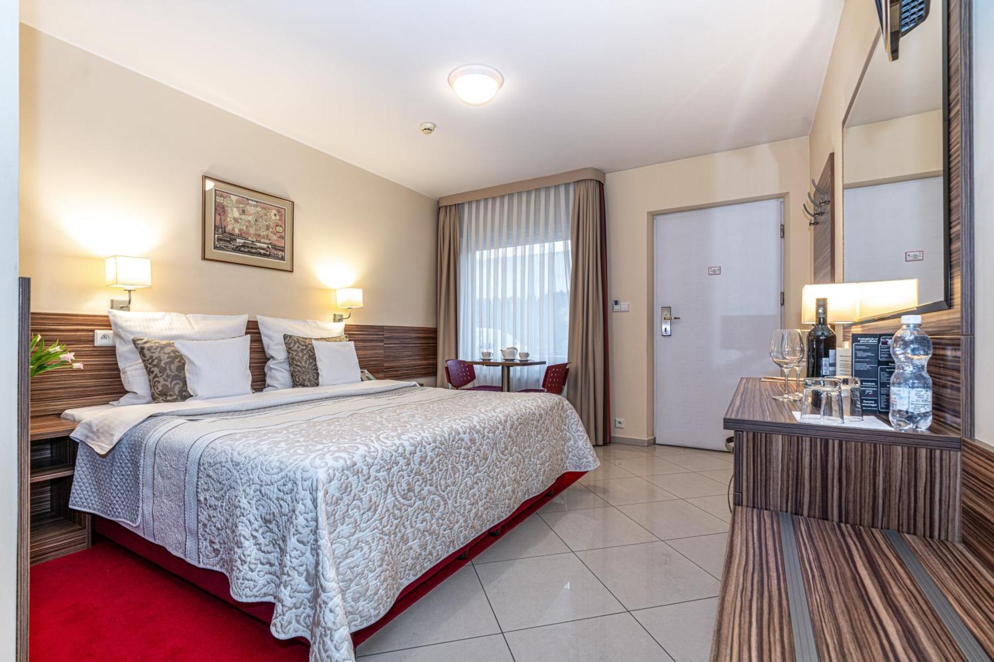 Hotel Soray เวียลิชกา ภายนอก รูปภาพ